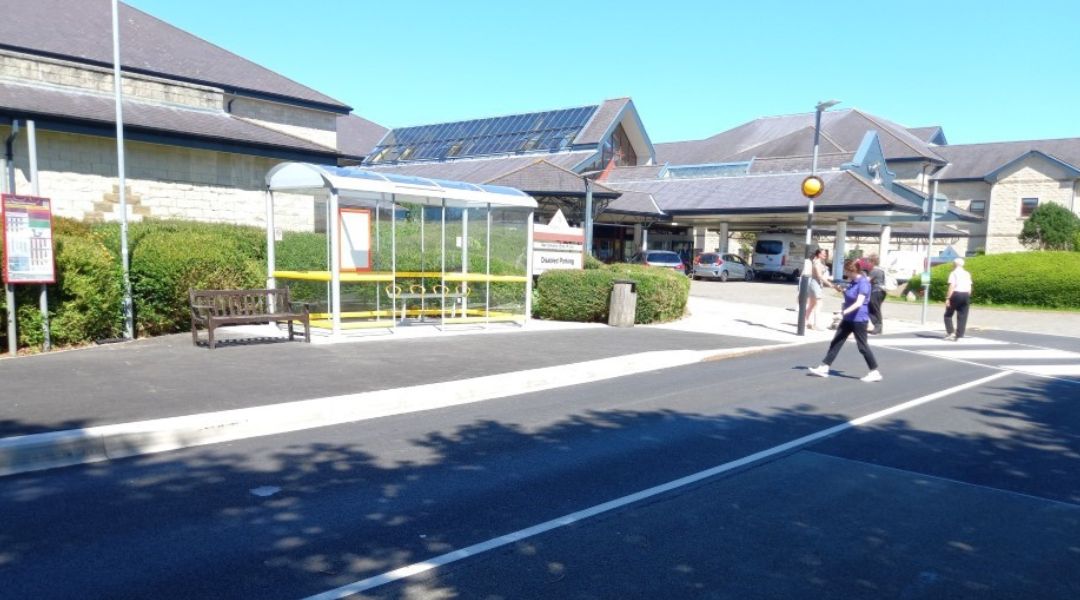 Improved Bus Stops at Nobles - Manx.News